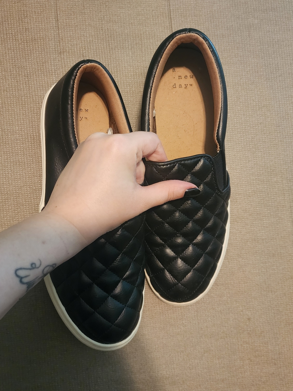 A New Day Black Quilted Slip On Sneakers Women's Size 7 Casual Comfort Shoes